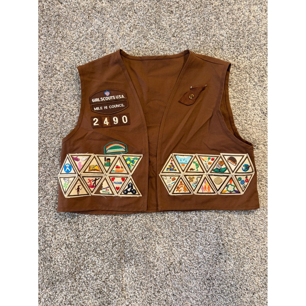 Girl Scouts Brownie Vest Girls Brown 2490 Mile Hi Council Patches Badges Uniform